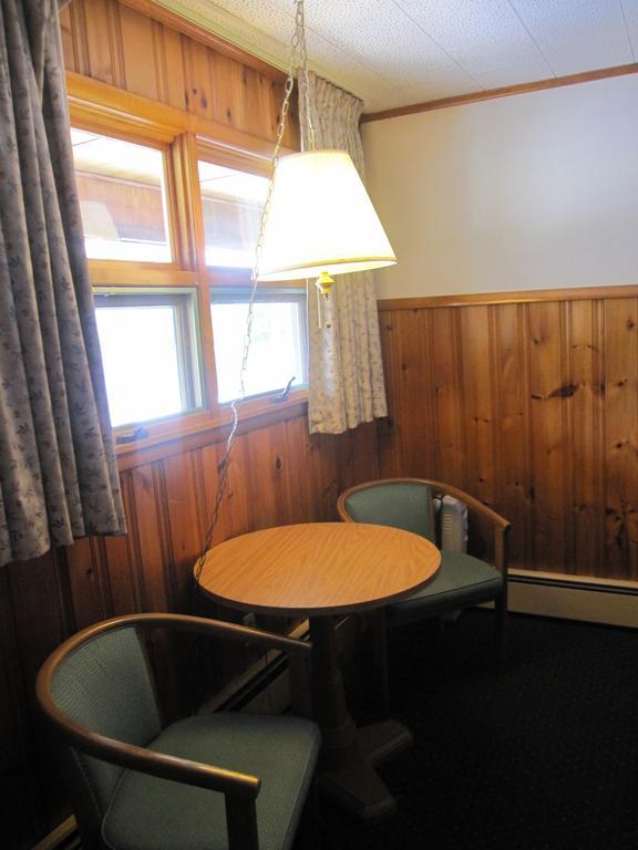 Wakita Court Motel 昆斯伯里 客房 照片