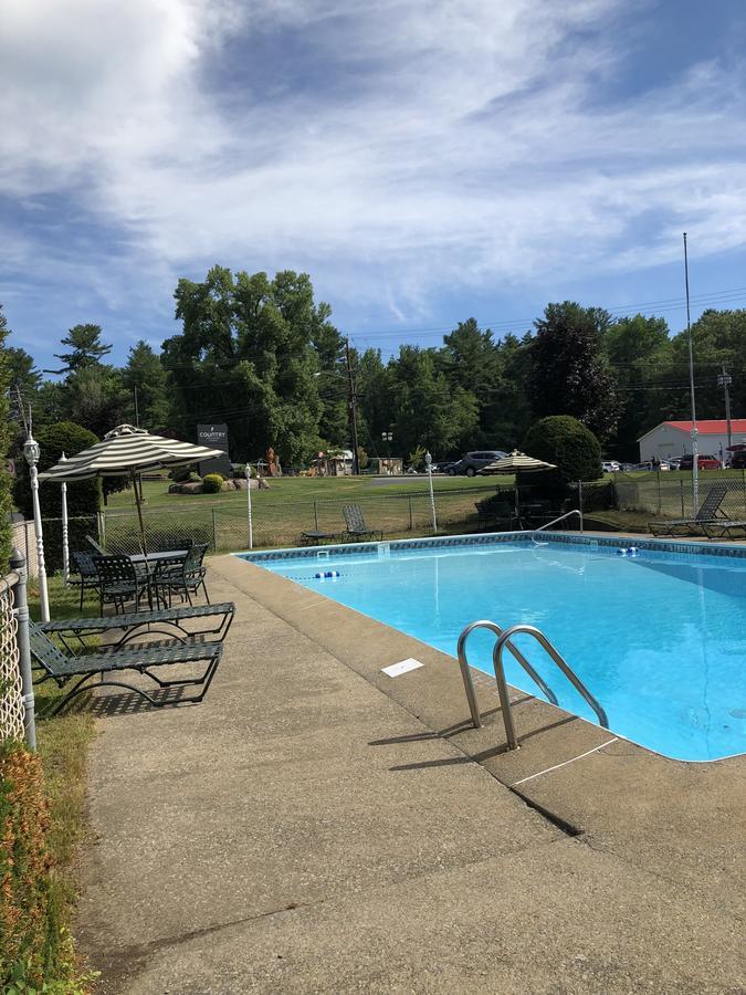 Wakita Court Motel 昆斯伯里 外观 照片